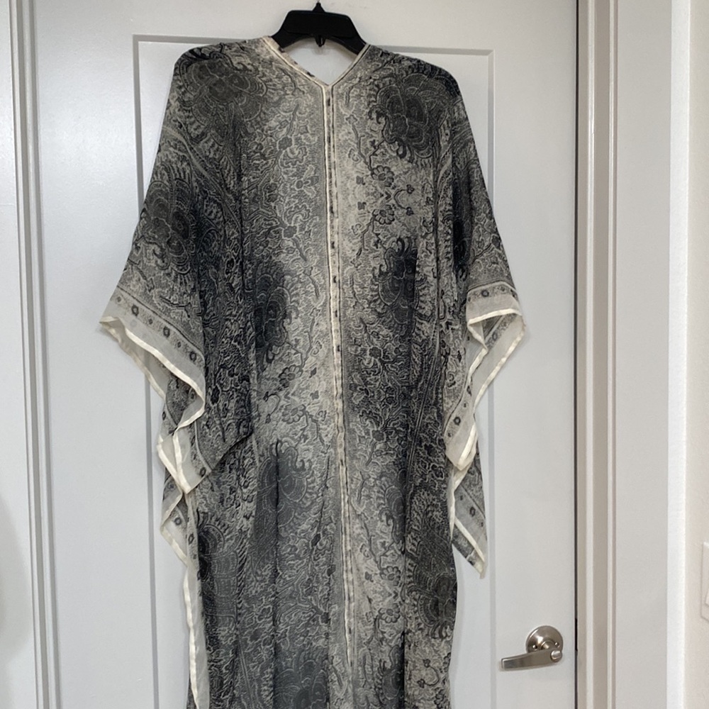 BCBG kimono or cover up